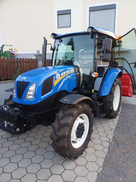 New Holland T4 65s
