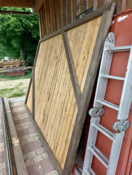 Holzschiebetor