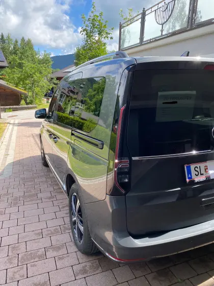 VW Caddy, AHK, Diesel, Allrad, 122 PS