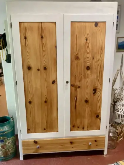 Schöner, antiker Vintage-Kasten