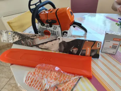 Stihl MS 661 M-C mit Zubehör, neu