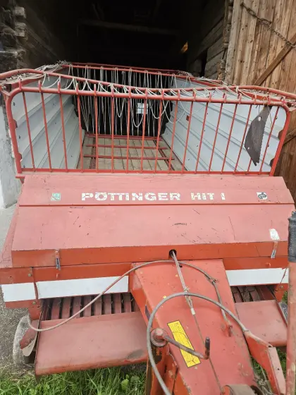 Pöttinger Ladewagen HIT 1 zu verkaufen