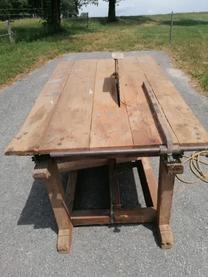 Verkaufe Kreissäge mit 4 PS Motor
