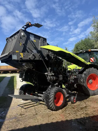 Claas Variant 585