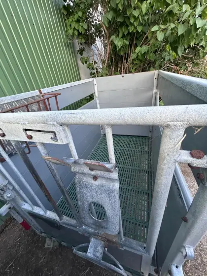 Kälberboxe Sachauer fahrbar