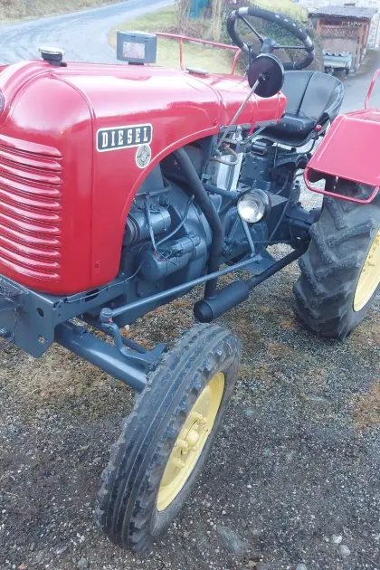 Steyr T84