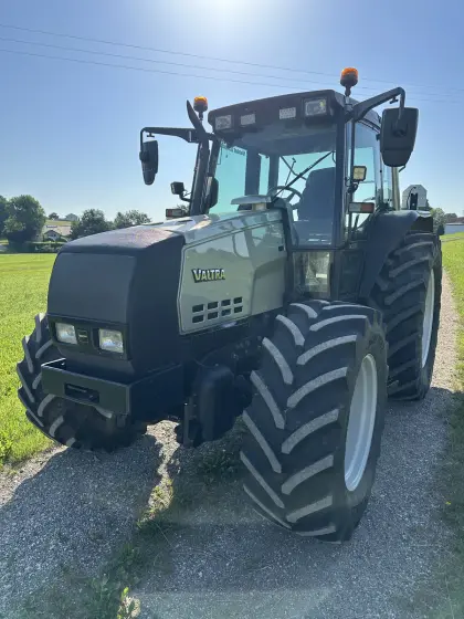 Valtra 6750