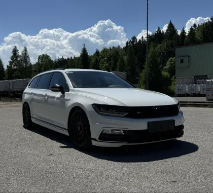 VW Passat R-Line Variant