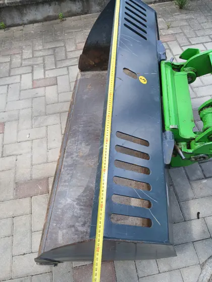 Avant Schaufel normal 130 cm, 105 cm Schaufel massiver