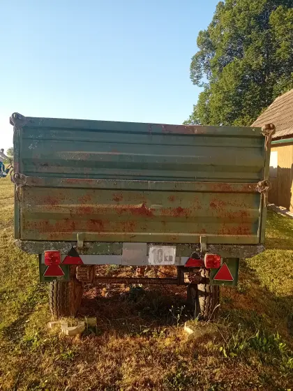 Zweiachsanhänger für Traktor