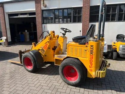 Radlader Hoflader Knikmops 130