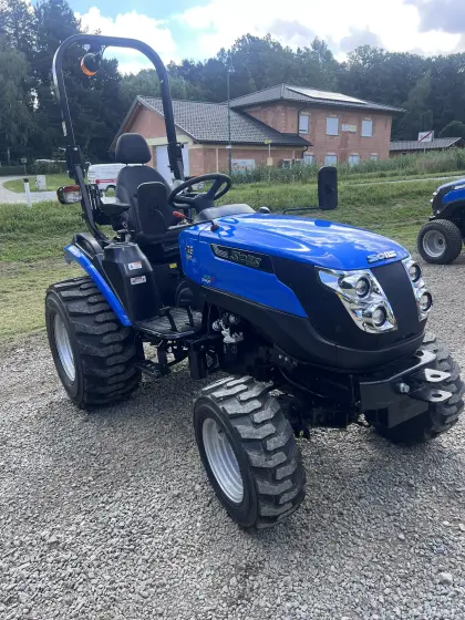 Traktor SOLIS 26 HST