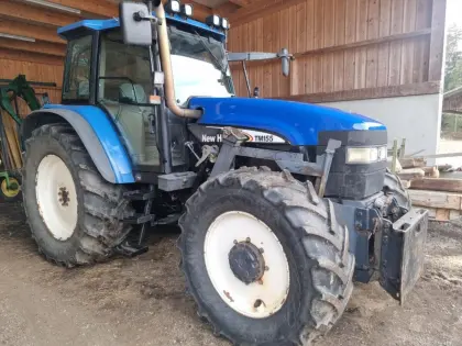 New Holland M100 Turbo Range Command