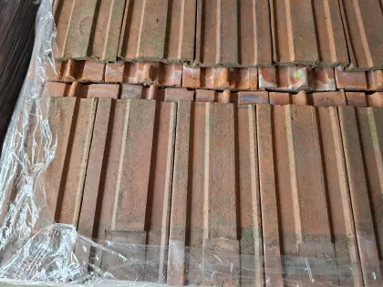 Dachziegel Strangfalz