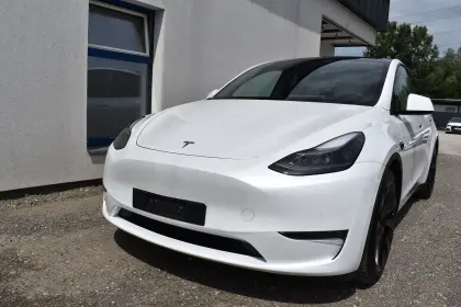 Tesla Y Long Range AWD, MwSt. ausweisbar, netto € 27.450,-
