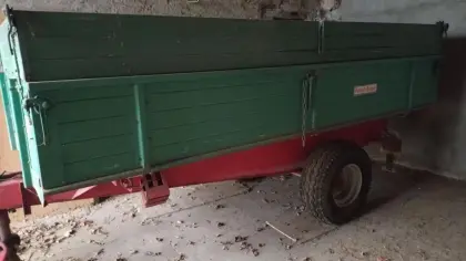 Verkaufe Reisch Dreiseitenkipper 5,6 t