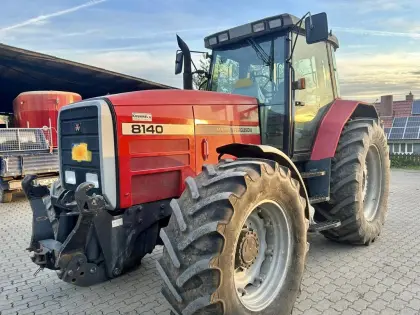 Massey Ferguson MF Dynashift 8140