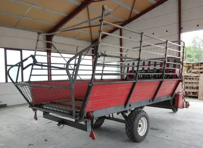 Böhmwerk Ladewagen