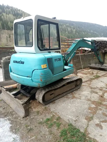 Komatsu PC 30-7
