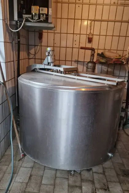 Milchtank 1.000 l