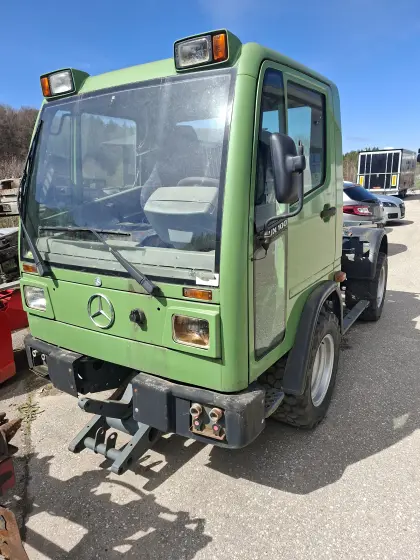 Verkaufe 2 Stk. Unimog UX 100 Mercedes
