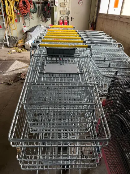 Einkaufswagen, Einkaufswagen aus Metall, guter Zustand