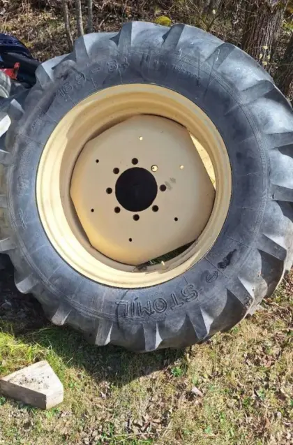 Steyr, Lindner, Case 16.9/34 komplett Räder