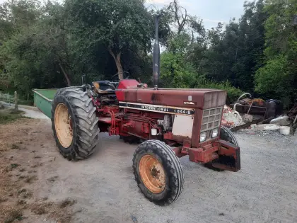 IHC 844 (International 844)