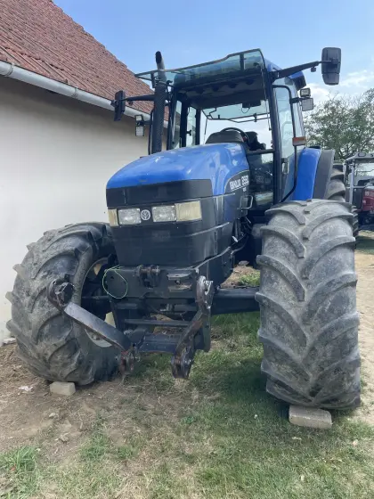 New Holland 8560/M160