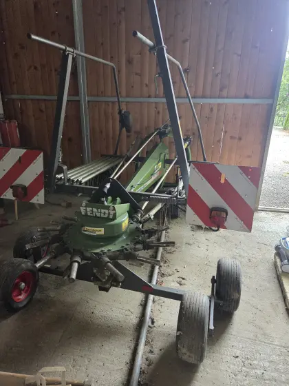 Schwader Fendt 426