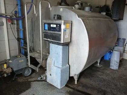 Milchtank 3.200 l