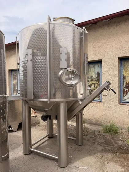 Vinifikator 4.500 l ŠKRLJ, Top, 2 Stk.