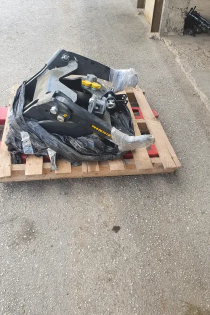 Fronthydraulik Lesnik SHL S25