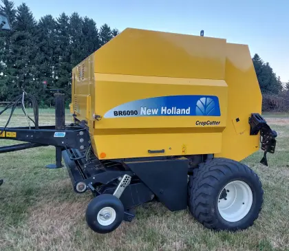 Rundballenpresse New Holland BR6090