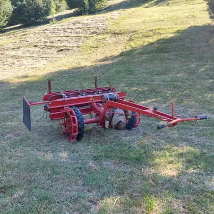Verkaufe Pöttinger Heuraupe 160