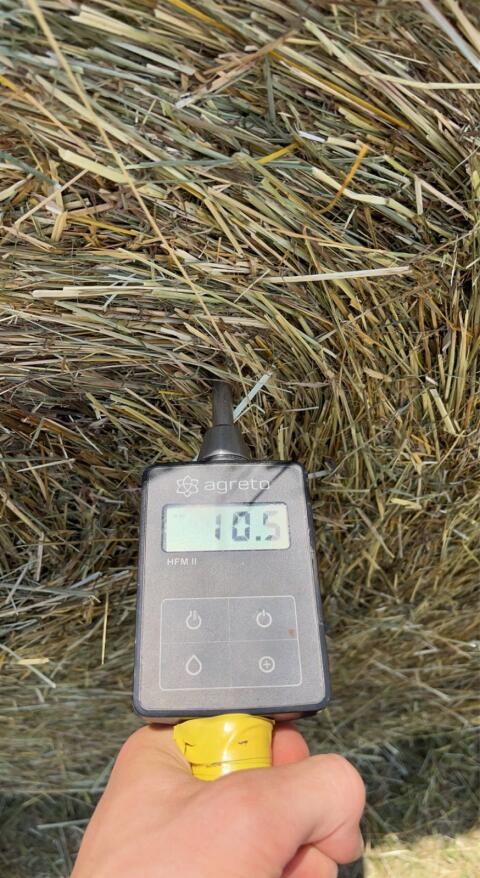 Verkaufe Heu, Stroh und Silageballen