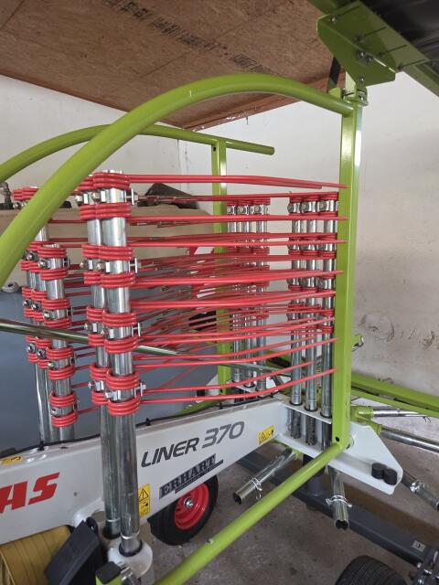 Claas Liner 370 Tandem-Schwader