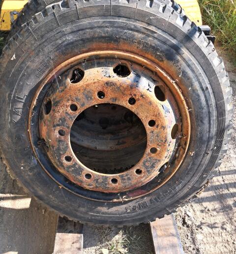 Räder 8R22,5