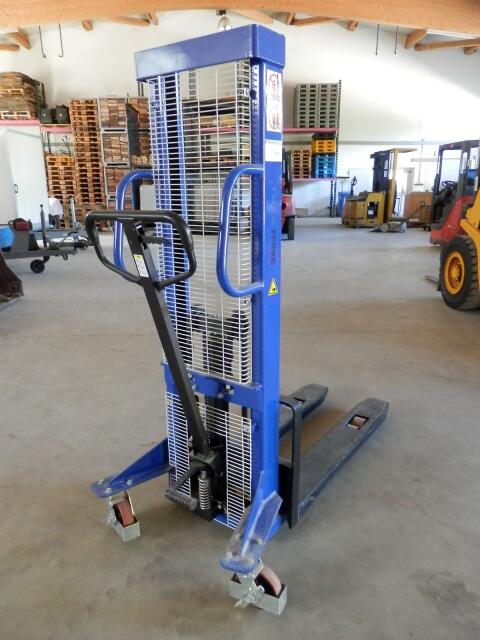 Hochhubwagen, Handstapler SDJ 1512