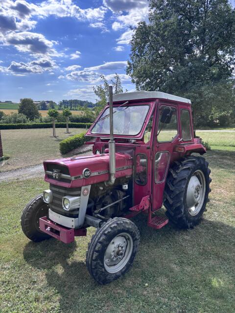 Massey Ferguson 135 Super Agrarfahrzeug Massey Ferguson 135 Super