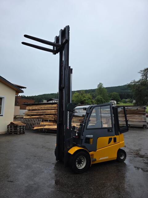 Jungheinrich EFG 550 Triplex Freihub