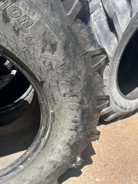 Reifen 420/70R24 Taurus Point 70