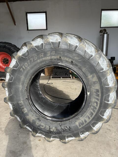Verkaufe 710/75R34 Mähdrescherreifen Michelin MegaXBib