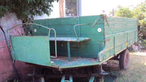 Anhänger Traktor