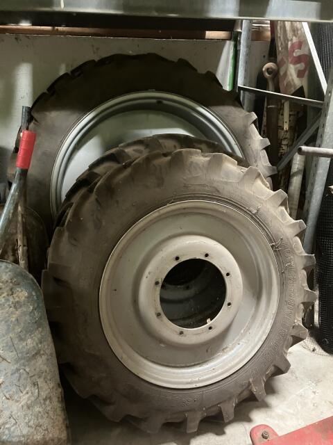Reifen Case JX, JXU, New Holland TL