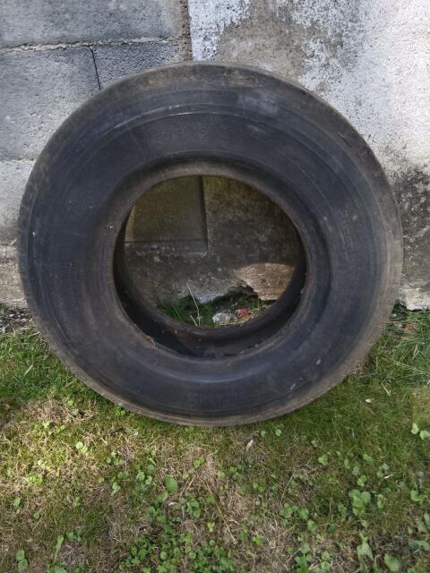 Reifen 7.5 R15