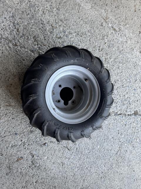 Kompletträder 21x11.00-10 zu Motormäher
