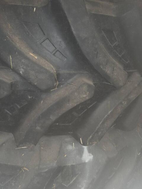 Verkaufe 2 Stk. 440/65 R24 Petlas
