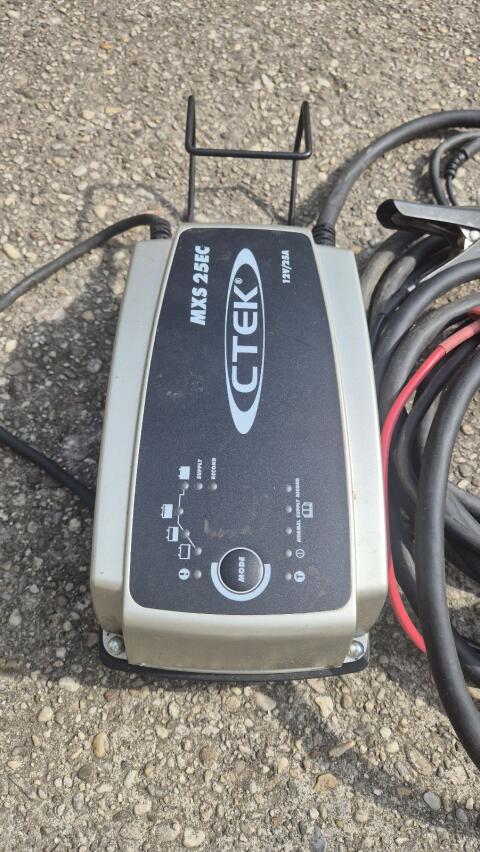 Batterieladegerät CTEK 25A MXS 25