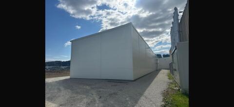 Lagerhalle (neuwertig)
